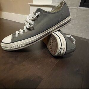 Converse All Star Gray Canvas Low Top Sneakers Men’s 10.5 Women’s 12.5